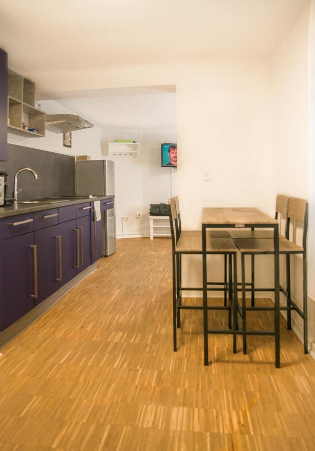 Altstadt Apartment Alisa Dusseldorf Ngoại thất bức ảnh
