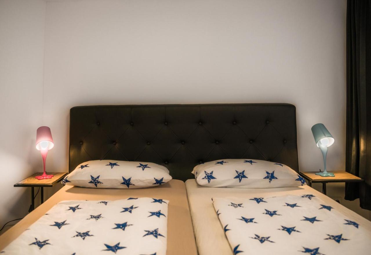 Altstadt Apartment Alisa Dusseldorf Ngoại thất bức ảnh