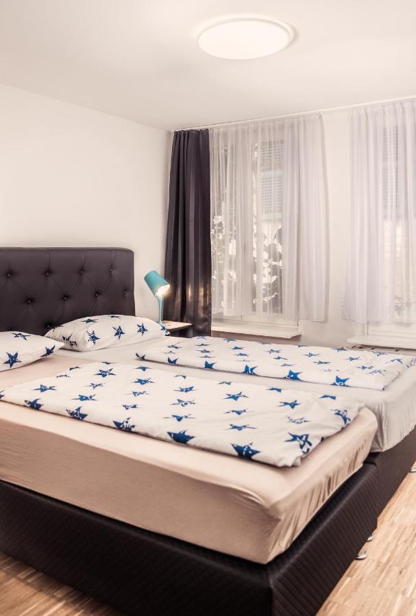 Altstadt Apartment Alisa Dusseldorf Ngoại thất bức ảnh
